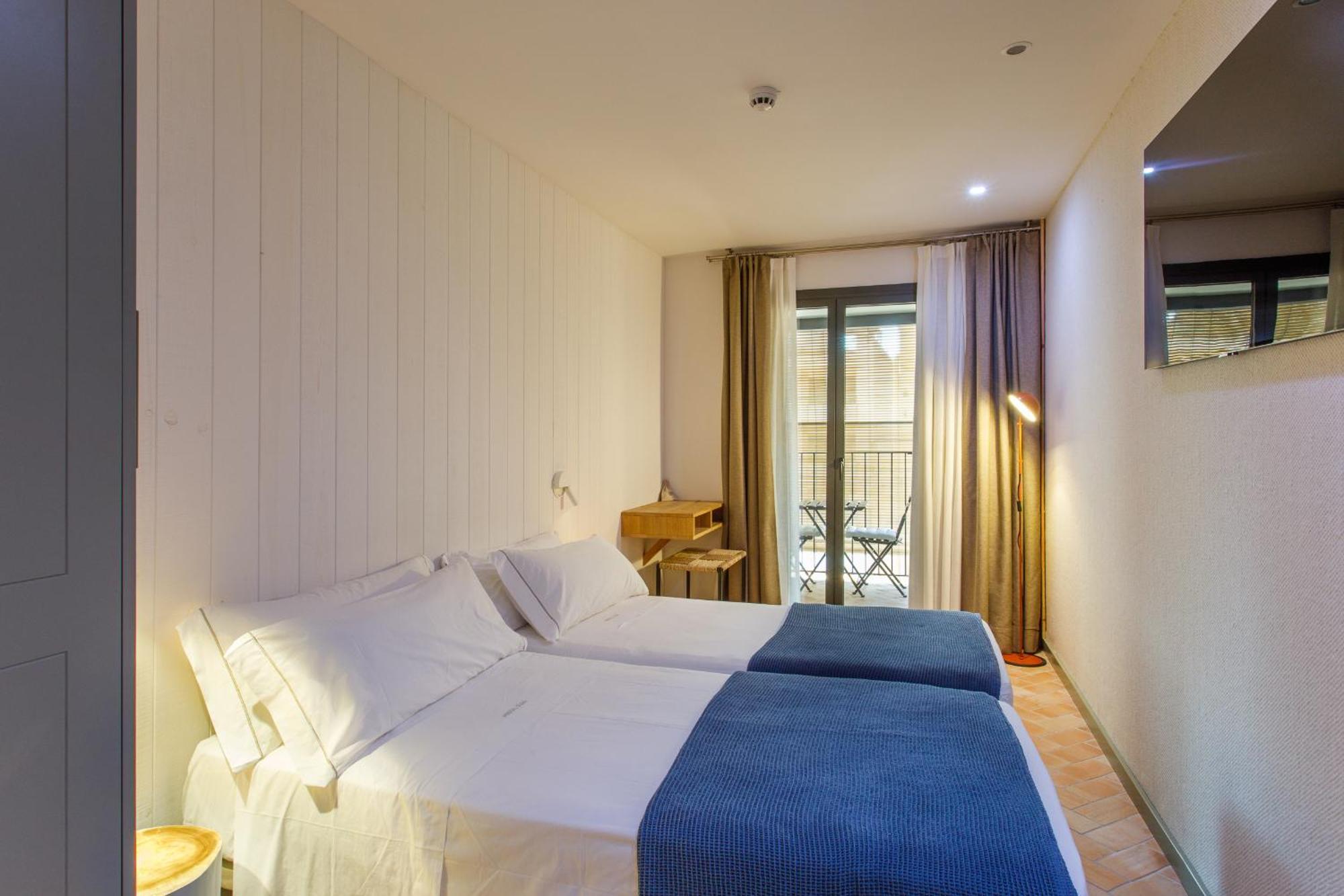 Hostal Olga Sant Antoni De Calonge Exterior photo
